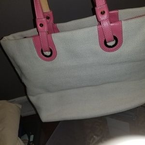 Dooney and bourke bag